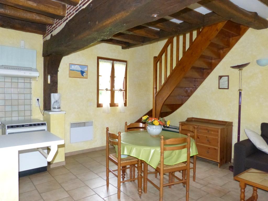 Villa Les Baillis Villegenon Zimmer foto